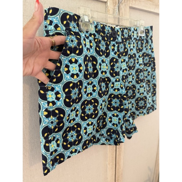 Crown & Ivy Chico Caroline Shorts Size 10 - Picture 3 of 7